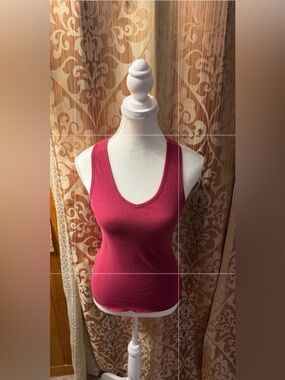 Women's Ribbed Scoop Neck Tank Top - Berry Pink